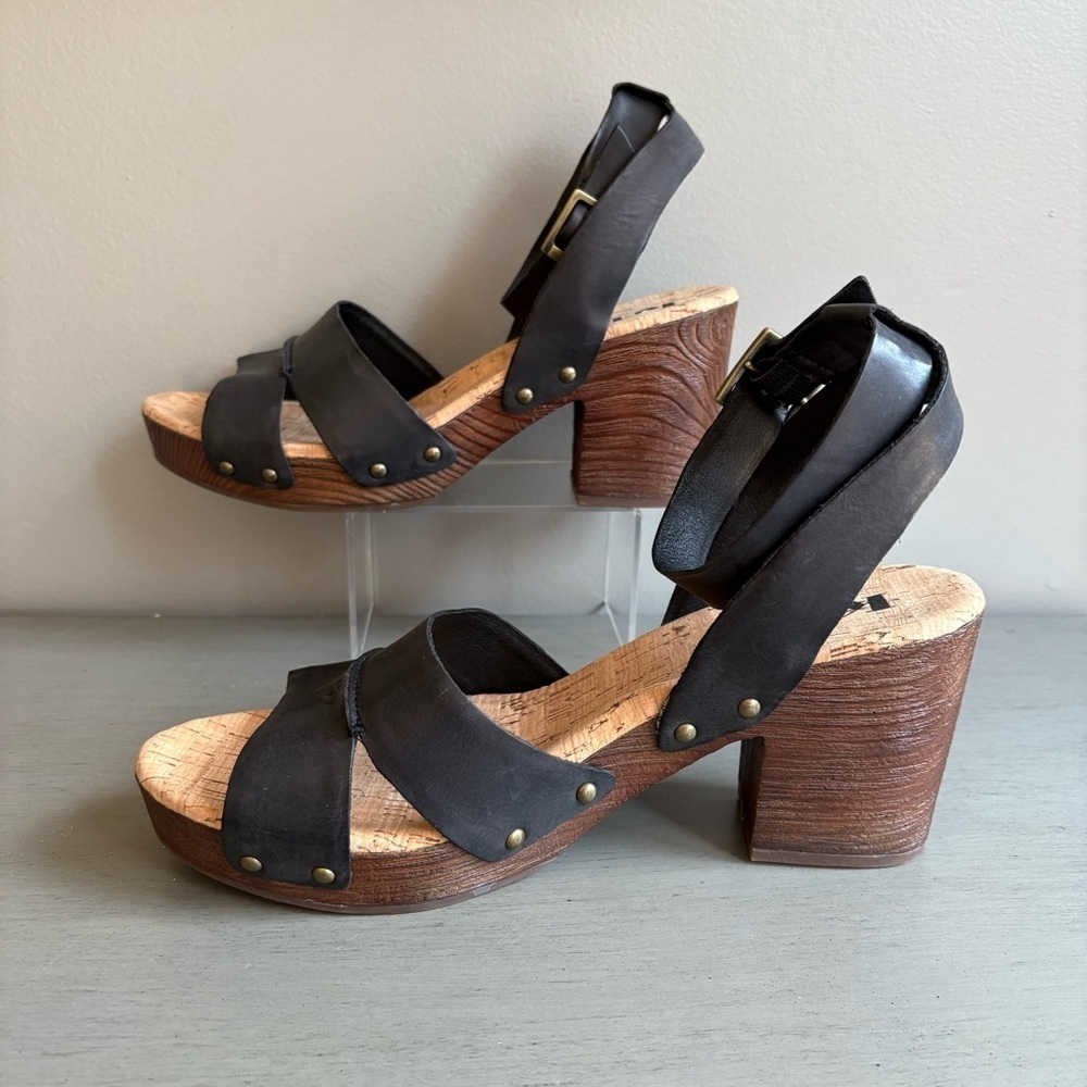 Korks Kork-Ease Mia Black Leather Slingback Platform Sandal Shoe Women 10 Studs - Picture 2 of 15